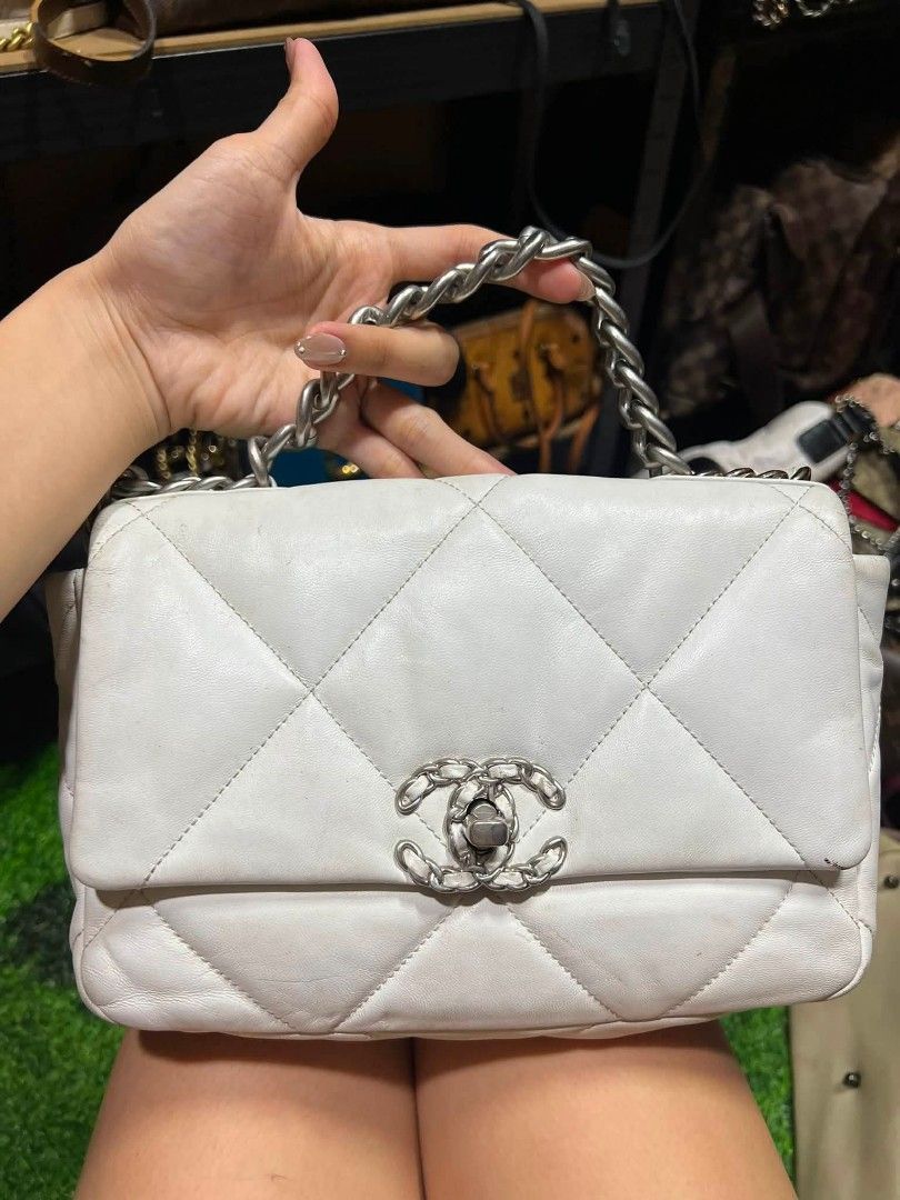 Chanel White Lambskin 19 Line Shoulder Bag (Category: Luxury Bags & Wallets) located in Sorsogon. Submitted by ukay_finds9.9 (Listing ID 1469271997, Image 2). Description: Open for counter offer.