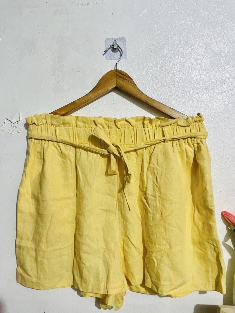 Charlotte Russe Short (Category: Shorts) located in Caloocan City. Submitted by lovemyclothes21 (Listing ID 1469266696, Image 1). Description: - Brand: Charlotte Russe Plus - Size: 1X - Color: Bright yellow - Waist: Elasticated high waist with matching tie belt - Fit: Relaxed fit through the legs - Fabric: Lightweight and comfortable for warm weather - Condition: Clean and ready to wear.