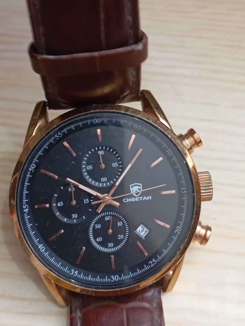 Cheetah chronograph (Category: Men's Watches) located in Las Pinas. Submitted by quick_deals_great_finds2 (Listing ID 1469204440, Image 1). Description: Original good working condition Quartz chronograph with battery 42mm large.