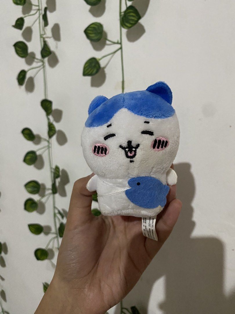 Chiikawa Hachiware Mascot Charm (Category: Plushies & Soft Toys) located in Guagua. Submitted by toy_corner (Listing ID 1469334550, Image 1). Description: Like new No issue Pampanga Loc MOP: Gcash J&t courier.
