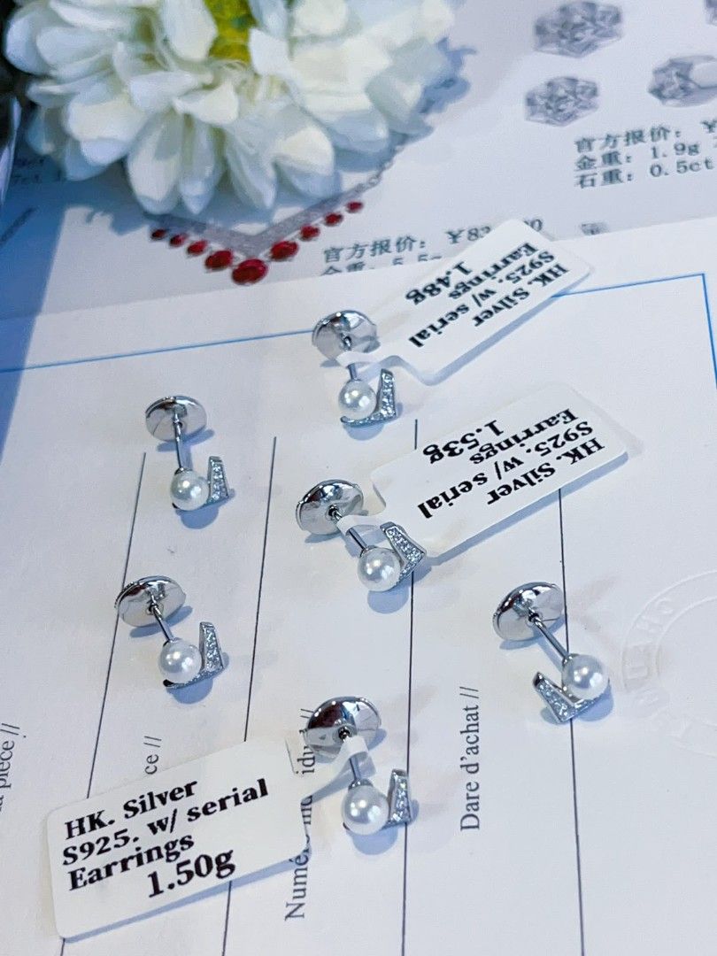 chmet earring s925 w/serial hk setting (Category: Earrings) located in Manila. Submitted by primejewelry (Listing ID 1469185037, Image 2). Description: .