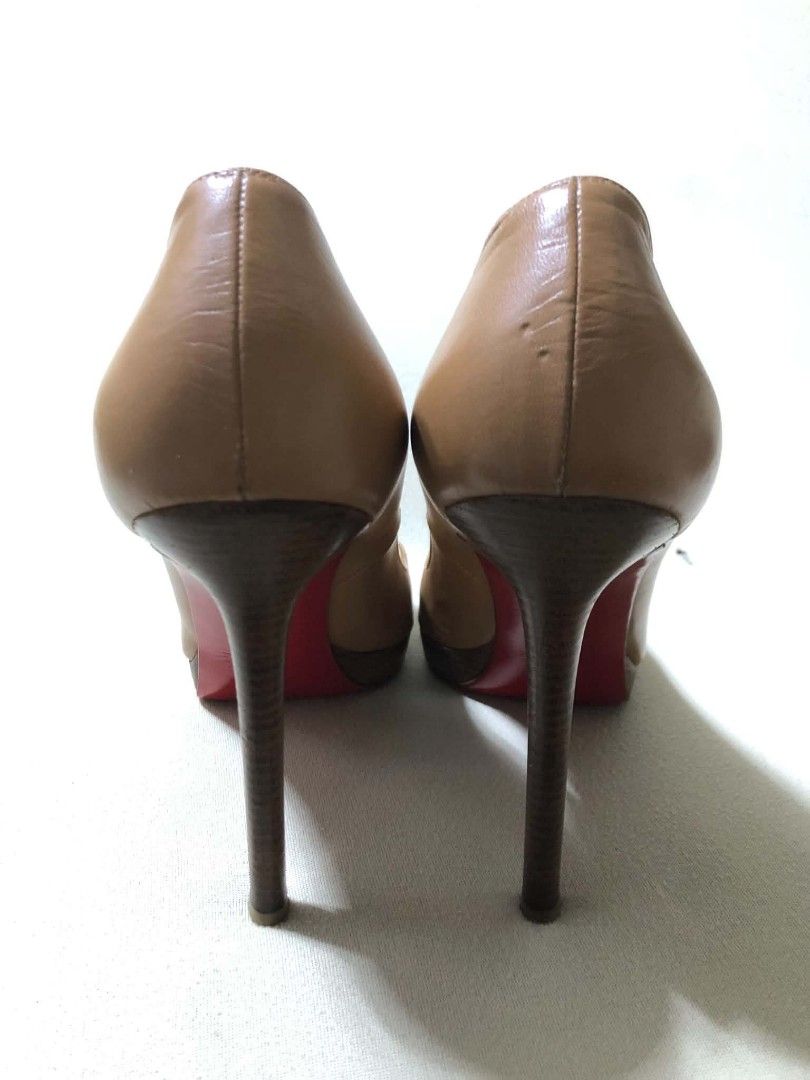 Christian Louboutin (Category: Sneakers & Footwear) located in Cavite. Submitted by redkey27 (Listing ID 1469245731, Image 3). Description: Christian Louboutin Beige Leather Pigalle Plato Pumps Size 38 Good condition.