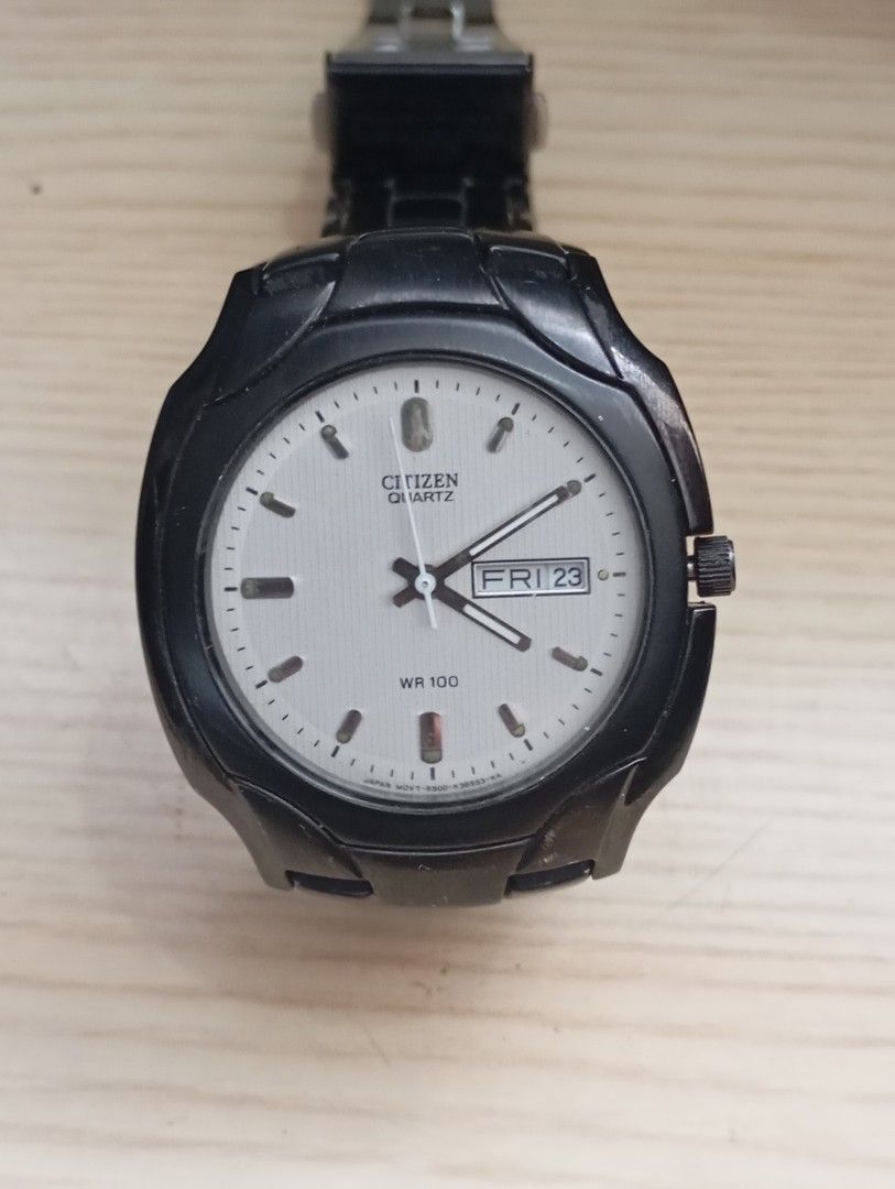 Citizen Quartz (Category: Men's Watches) located in Las Pinas. Submitted by quick_deals_great_finds2 (Listing ID 1469200789, Image 1). Description: Original good working condition Quartz with battery 38mm fits wrist 6.8 inches.