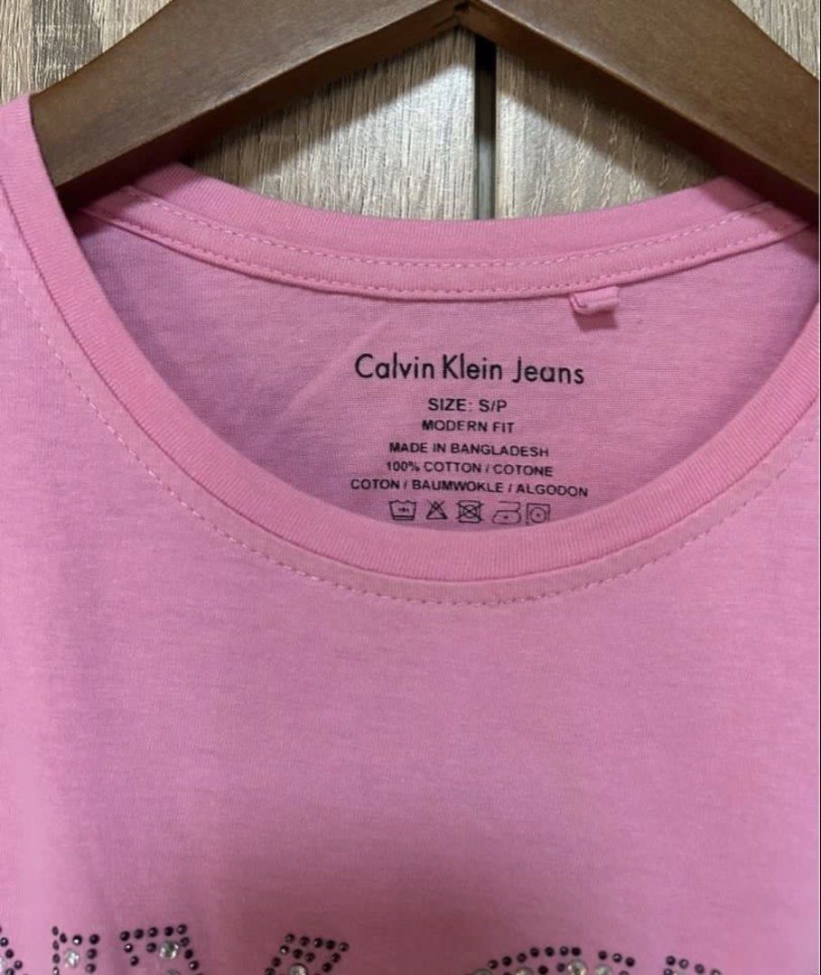CK Calvin Klein Tshirt (Category: Shirts) located in Bulacan. Submitted by relove.re (Listing ID 1469312627, Image 2). Description: - Size: S - Pink Color - No issue, just can't guarantee authencity as bigay lang .