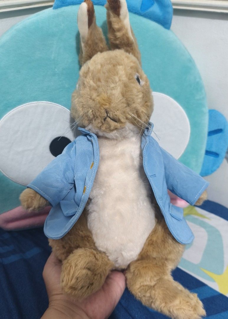 Classic Beatrix Potter Peter Rabbit (Category: Plushies & Soft Toys) located in Iloilo. Submitted by geselalpan30231 (Listing ID 1469175741, Image 1). Description: .