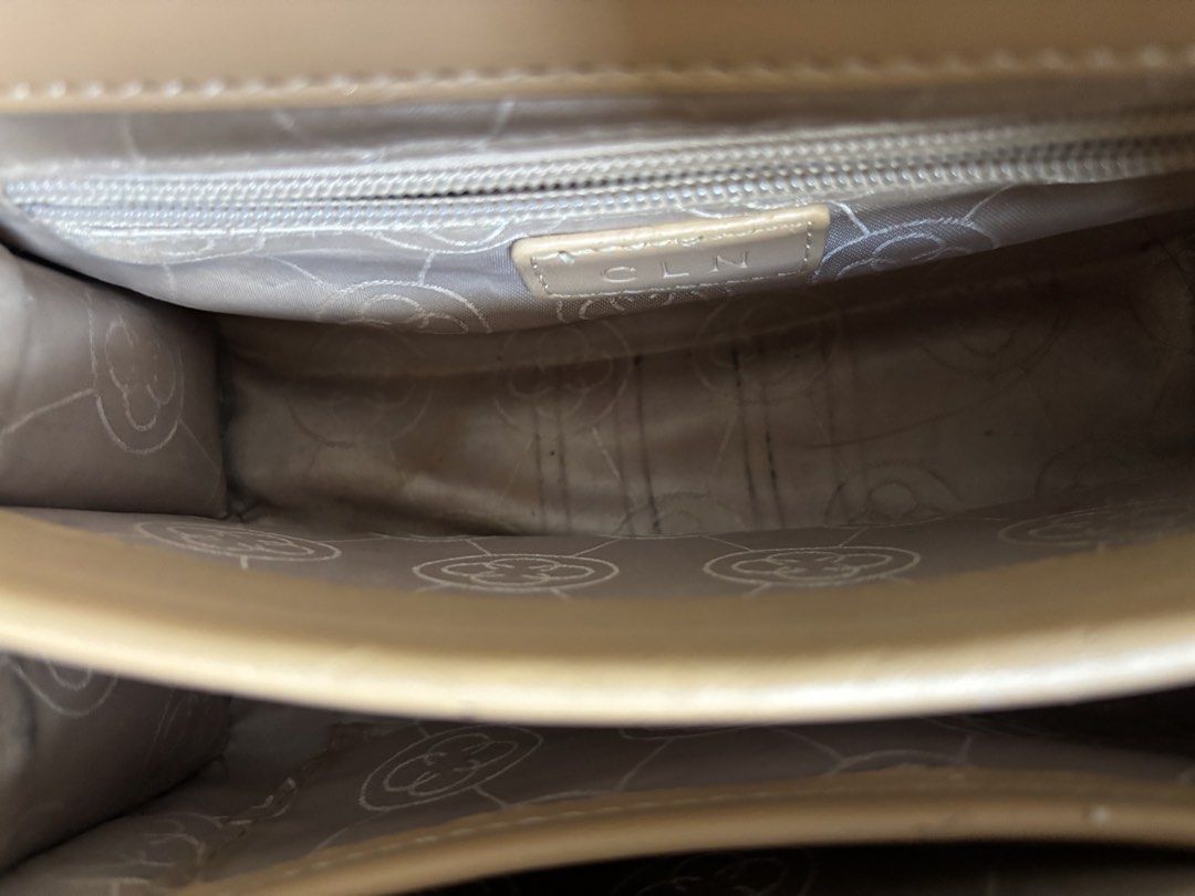CLN Teegan Crossbody Bag (Category: Cross-body Bags) located in Manila. Submitted by noble.rafael (Listing ID 1469179857, Image 3). Description: CLN Teegan Crossbody Bag 🖤 Pre-loved and still looks good overall. Has visible signs of use, including some chipped or peeling leather in certain areas. Still usable and stylish. Please manage your expectations regarding its pre-loved condition..
