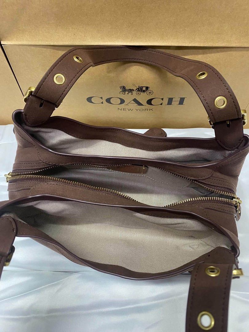 Coach Drifter Shoulder Bag (Category: Shoulder Bags) located in Binan City. Submitted by pinkykeenshop (Listing ID 1469205774, Image 3). Description: .