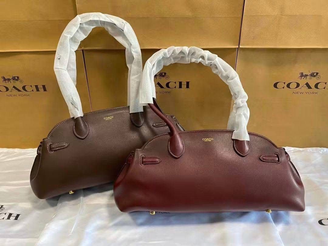 Coach Empire 34 (Category: Shoulder Bags) located in Binan City. Submitted by pinkykeenshop (Listing ID 1469366374, Image 2). Description: .