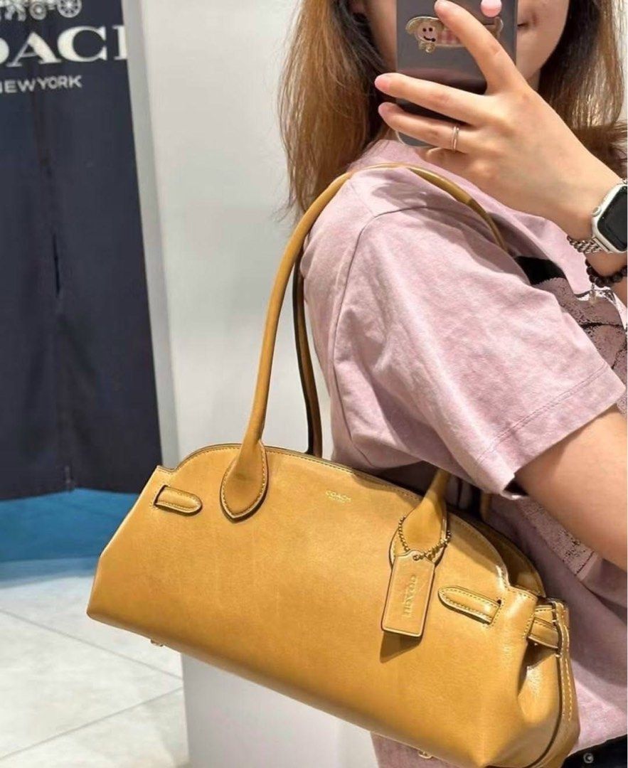 Coach Empire 34 (Category: Shoulder Bags) located in Binan City. Submitted by pinkykeenshop (Listing ID 1469366530, Image 3). Description: .