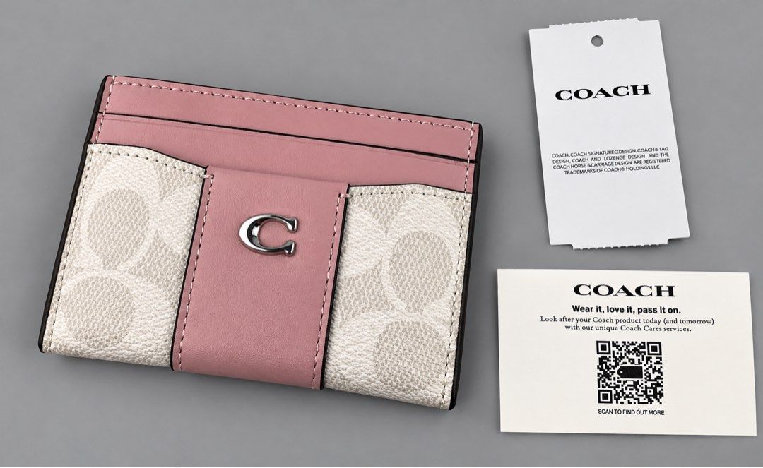 Coach Essential Card Case in Signature Canvas (Category: Wallets & Card holders) located in Binan City. Submitted by pinkykeenshop (Listing ID 1469232701, Image 1). Description: .