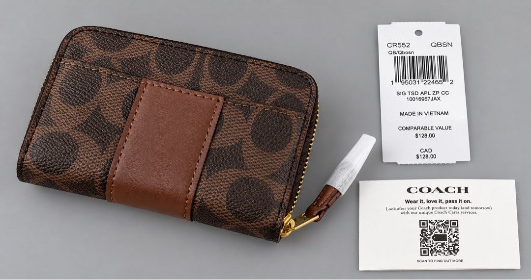 Coach Essential Small Zip Around Case in Signature Canvas (Category: Wallets & Card holders) located in Binan City. Submitted by pinkykeenshop (Listing ID 1469229398, Image 3). Description: .