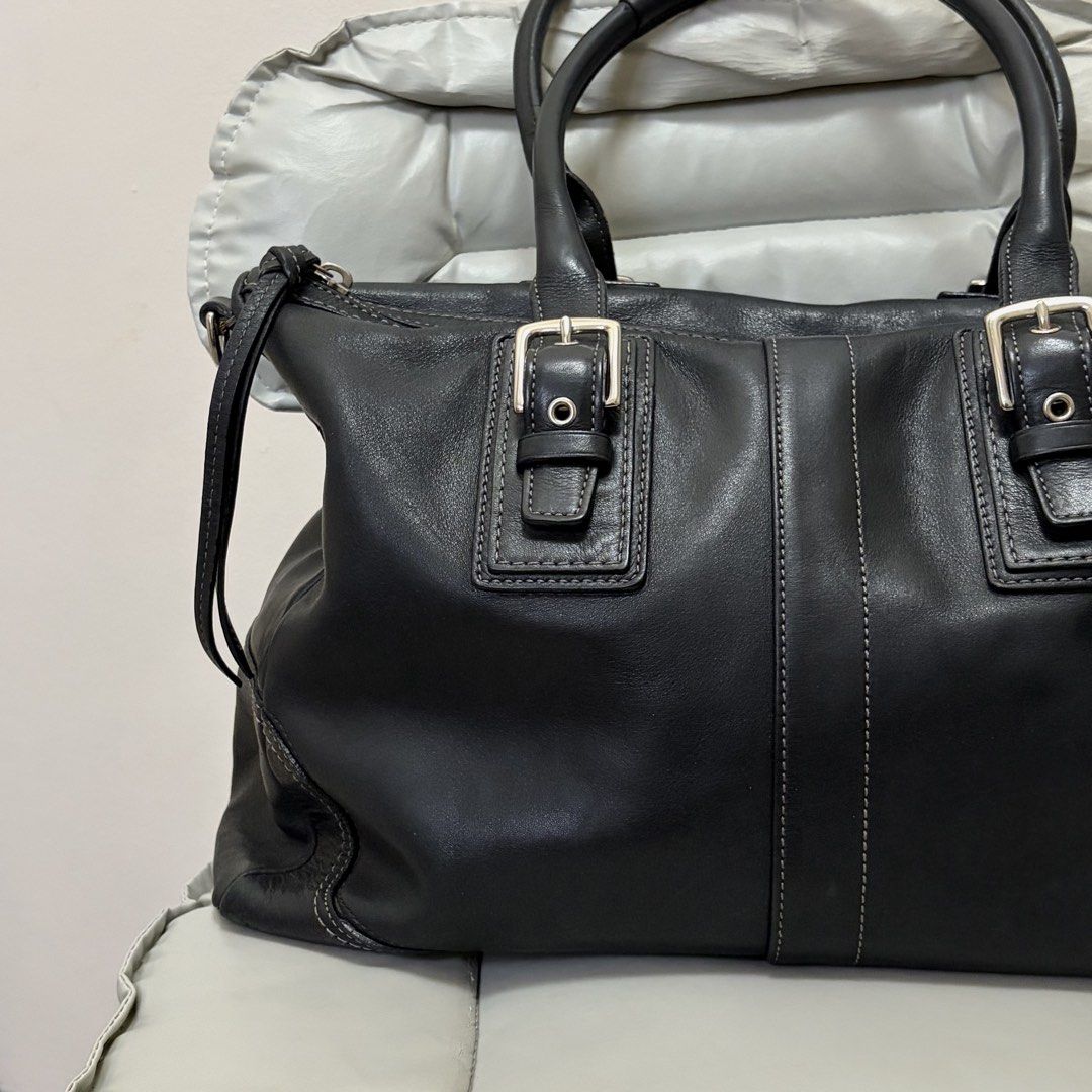 Coach Hamilton Leather Tote Satchel Bag (Category: Luxury Bags & Wallets) located in Silang. Submitted by akirapsi (Listing ID 1469185194, Image 3). Description: size: can fit up to 13-inch laptop condition: no major issues! leather is in good condition, no rubs. has pen marks inside 💌shipping via j&t and lalamove 📍silang cavite dm for more detailed pics and vid.