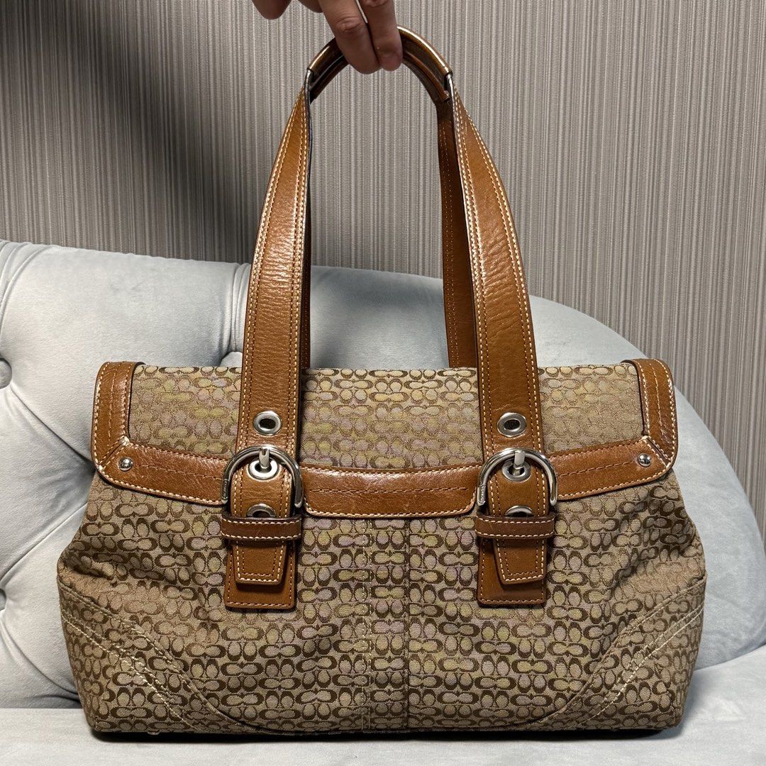 Coach Set of 5 (Category: Luxury Bags & Wallets) located in Amadeo. Submitted by secondstoryluxury (Listing ID 1469181507, Image 2). Description: .