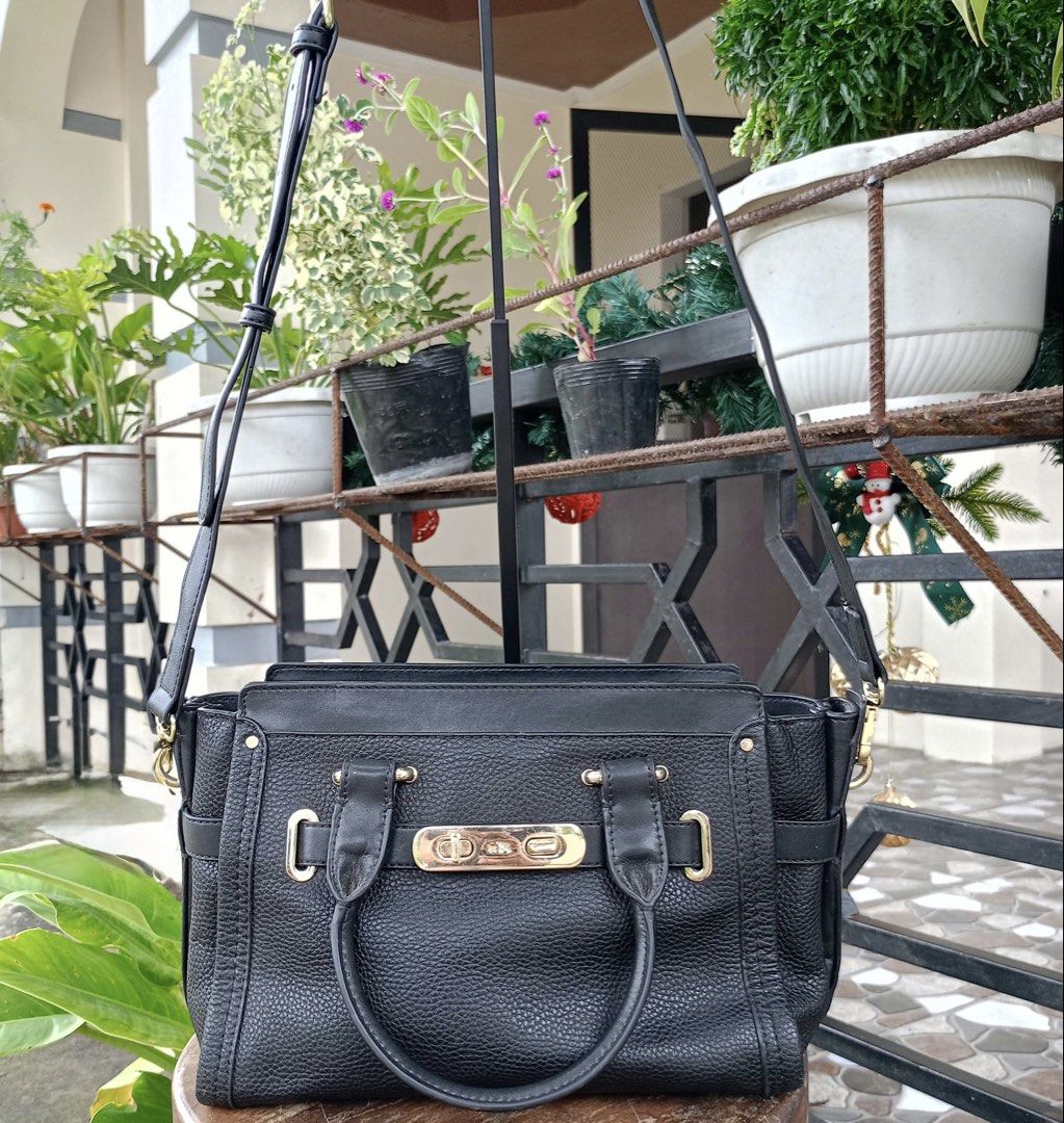Coach Swagger 27 Satchel (Category: Cross-body Bags) located in Barugo. Submitted by green.trendsetter (Listing ID 1469283153, Image 3). Description: PRELOVED FINDS FROM JAPAN PLEASE READ BEFORE PURCHASING • PRELOVED MEANS PRELOVED. Each piece has been previously loved and may naturally have signs of use such as creasing, scratches, stains, discoloration, or other imperfections. Kindly manage your expectations accordingly. • AUTHENTICITY IS NOT G