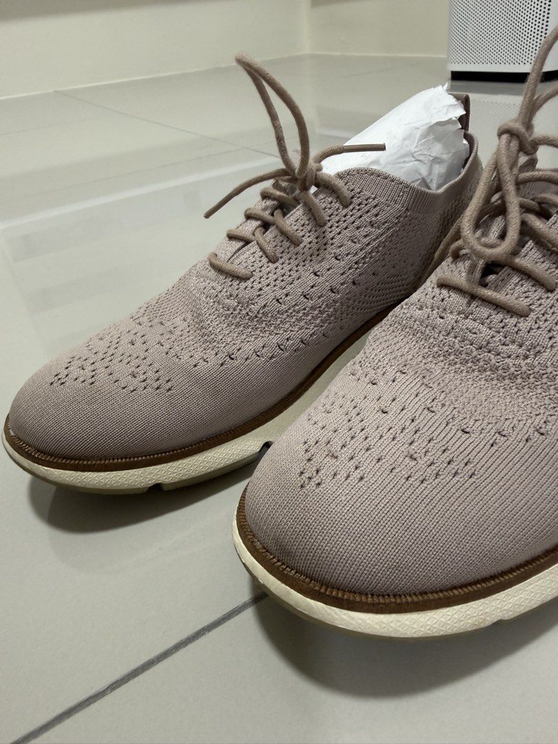 Cole Haan Zero Grand Stitchlite Oxford (Category: Loafers) located in Muntinlupa City. Submitted by themarketday (Listing ID 1469255038, Image 3). Description: Cole Haan Zerogrand for Women Stitchlite Oxford Size 7C Original Price: Php 9,000 No box. Selling low. Seldom used. A little cleaning will do. .