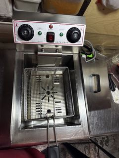 (Category: ) located in . Submitted by ashraf1966 (Listing ID 1468110020, Image 1). Description: .