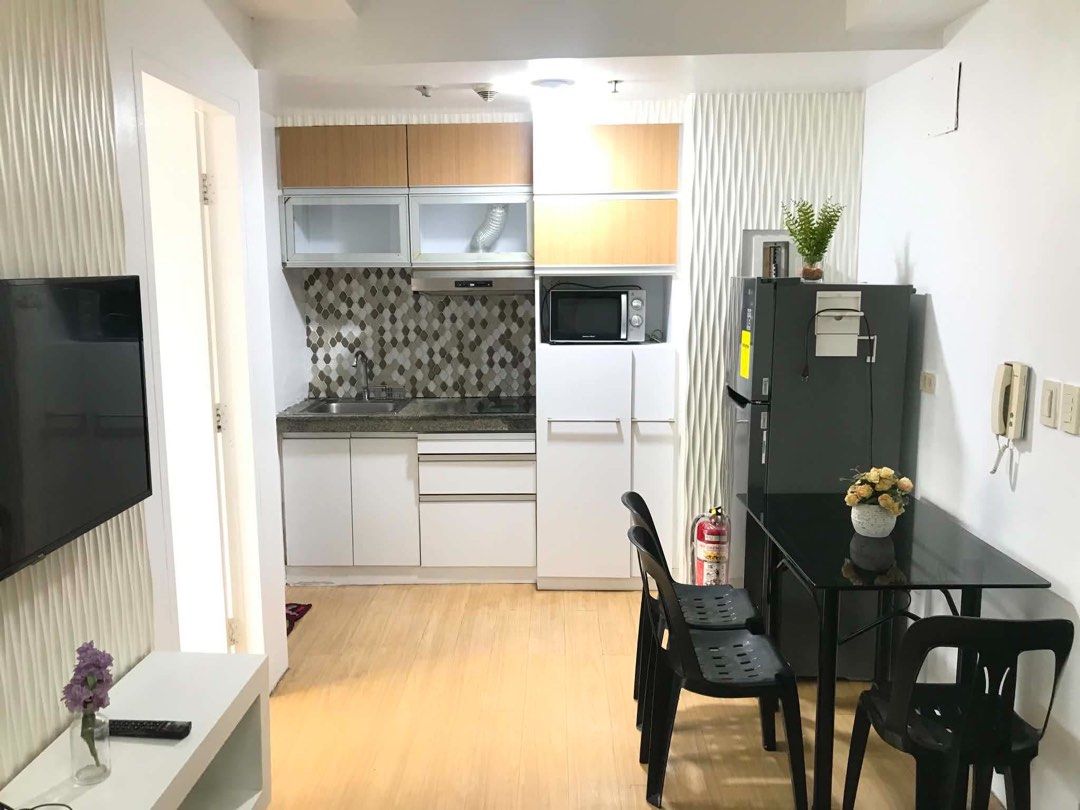 Condo (Category: Apartments & Condos) located in Manila. Submitted by noblewind-b213 (Listing ID 1469198277, Image 3). Description: 🏢 Condo Rent 📍 Location: Suntrust Parkview Ermita, Manila Looking for a comfortable and convenient place to stay? 🏡✨ ✅ Convenient location ✅ Accessible to malls, restaurants, schools, and public transportation ✅ Ideal for students and working professionals 💰 Monthly Rent: 25,000 📌 Please Note: * Water Bill * Ele
