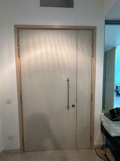 (Category: ) located in . Submitted by doorxpert (Listing ID 1469389080, Image 1). Description: .