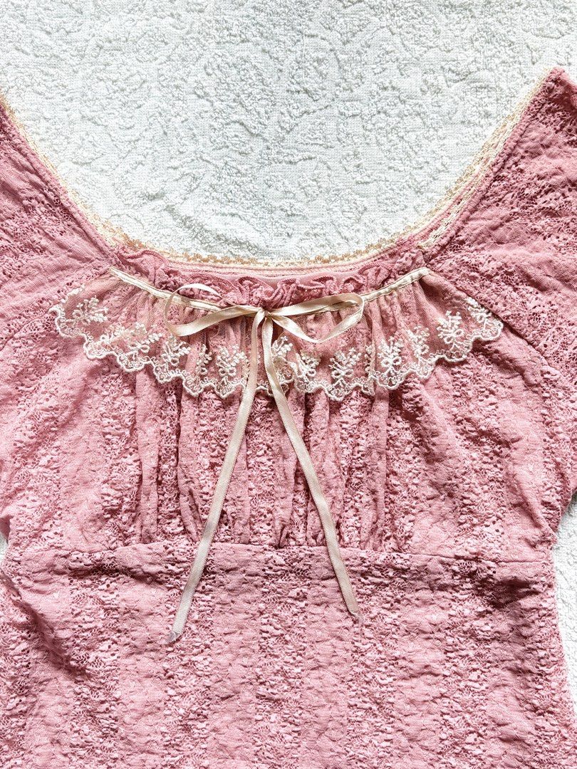 coquette babydoll blouse (Category: Blouses) located in Butuan. Submitted by saloreia (Listing ID 1469290114, Image 2). Description: ── ⟡ ˙💌 ̟ rosewater lace top ‧₊˚ ⋅ dusty pink lace, delicate trims & a little ribbon detail ‧₊˚ ⋅ ┆ ⤿ brand : none ┆ ⤿ size : L–XL* (stretchable) 🪷 condition .ᐟ: 10/10 pm for ww .