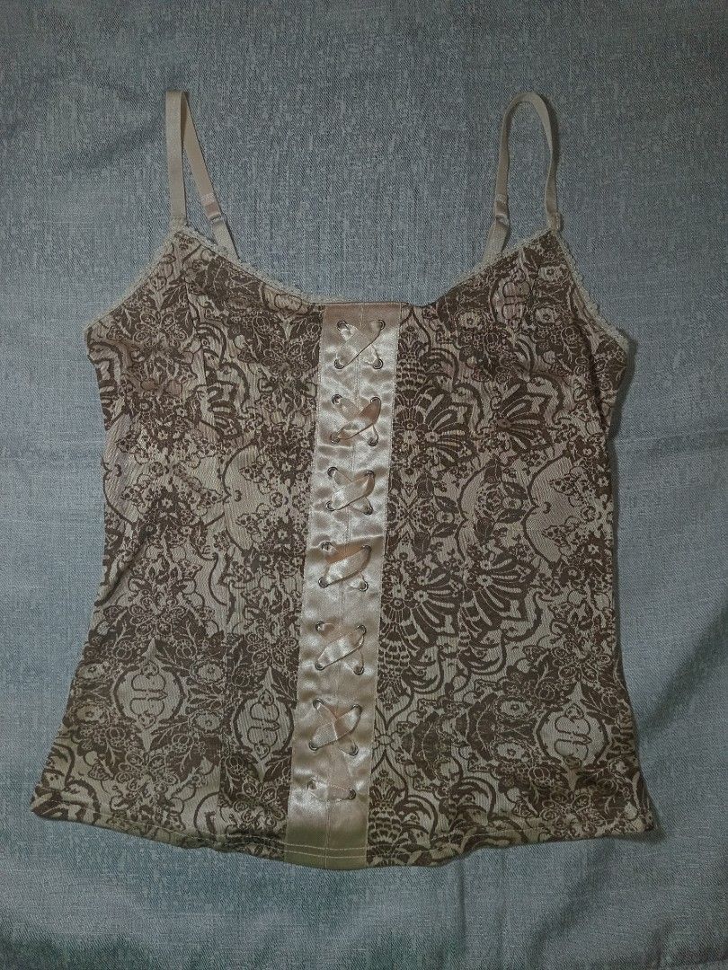 Corset Style Tank Top (Category: Sleeveless) located in Davao. Submitted by aki_tsum (Listing ID 1469268573, Image 1). Description: *straps are thin Davao Based Delivery only (buyer will shoulder delivery/shipping fee).