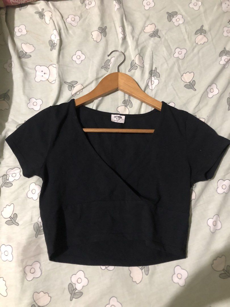 Cotton on crop top (Category: Shirts) located in Balanga. Submitted by itsjuliaden07 (Listing ID 1469344262, Image 1). Description: .