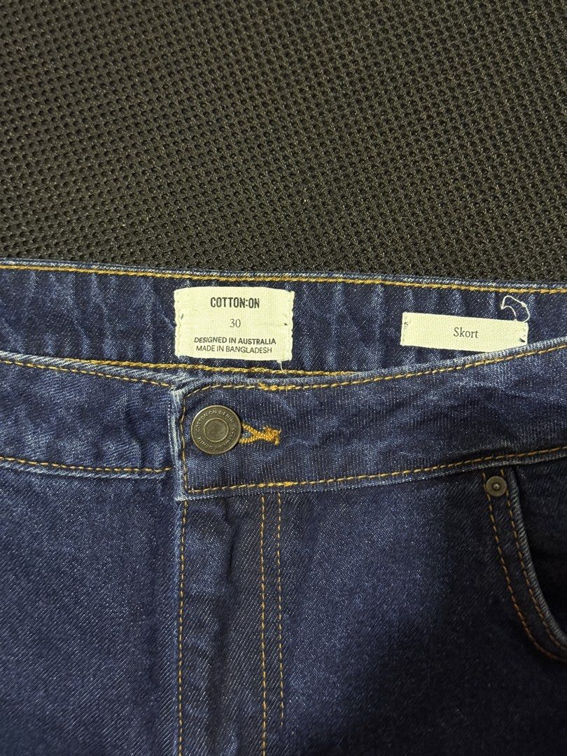 Cotton On Denim Skort (Category: Skirts) located in Marikina City. Submitted by louvy.r (Listing ID 1469385655, Image 3). Description: Worn once Bought for 1,500.