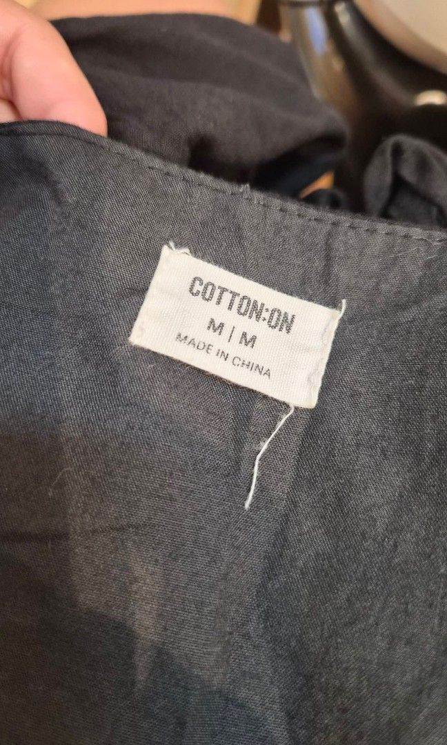 Cotton On Dress (Category: Dresses) located in San Andres. Submitted by helpmedeclutter08 (Listing ID 1469350398, Image 2). Description: Medium on tag. Can fit up to semi large. Super nice in actual..