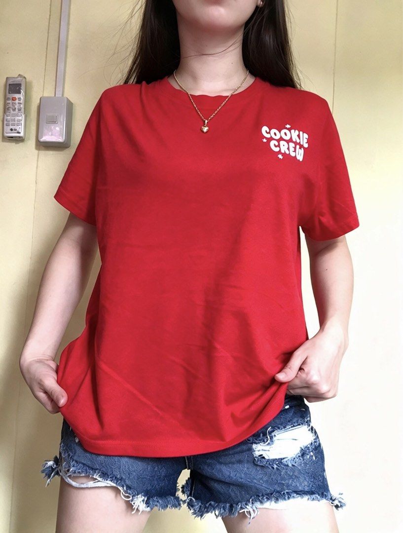 cotton short large frame like new (Category: Shirts) located in Noveleta. Submitted by prelovedmylabs (Listing ID 1469199605, Image 1). Description: ganda ng kulay ska ng tela.