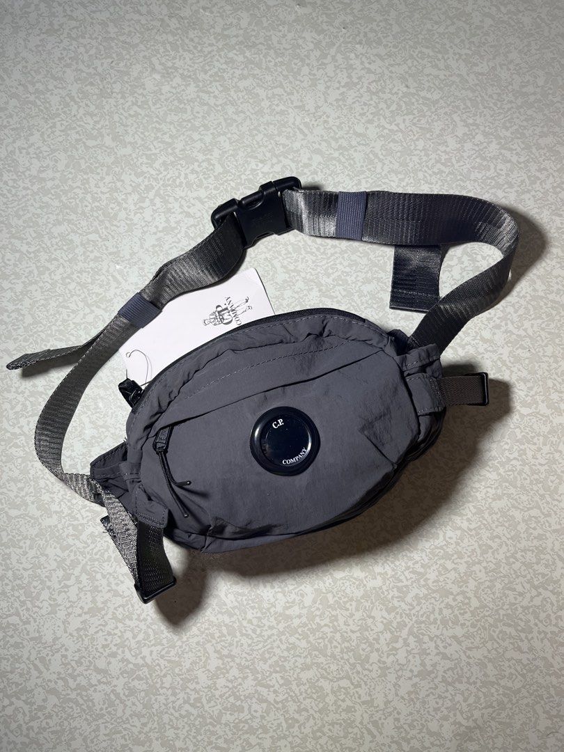 cp.company BELTBAG (Category: Belt bags, Clutches and Pouches) located in Quezon City. Submitted by headline. (Listing ID 1469326229, Image 1). Description: CP.COMPANY BELT BAG DARK GRAY EXCELLENT CONDITION FOR ONLY:980php +SHIPPING FEE.