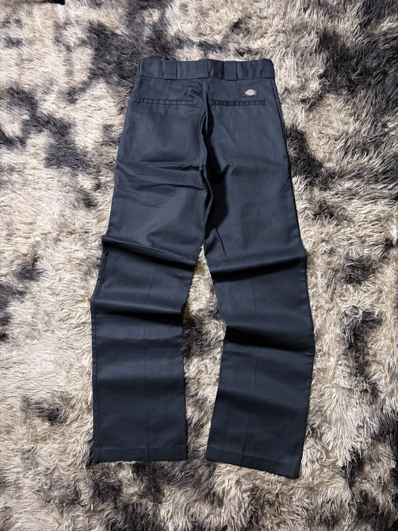 Crispy Condition 874 Dickies Pants (Category: Trousers) located in Manila. Submitted by _valuevault777 (Listing ID 1469198380, Image 1). Description: .