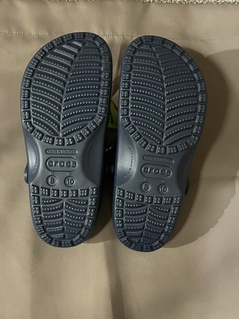 Crocs Classic Clog (Category: Slippers & Slides) located in Manila. Submitted by teamastore (Listing ID 1469392802, Image 3). Description: 🇯🇵 ORIGINAL CROCS CLASSIC CLOGS 🇯🇵 💙 Extras from Don Quijote, Japan! 🔥 Lowest price! Authentic Crocs — perfect for everyday wear or gifts! 🎁 📌 AVAILABLE STOCKS 🌟 NAVY • 3 pairs — US M8/W10 | JP 26cm 📢 Tip: 📏 Please double-check your size in centimeters (cm)! US sizing may run bigger or smaller depen