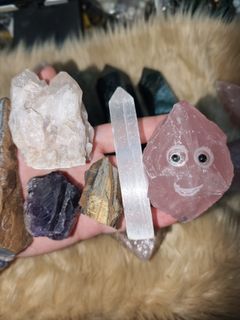 (Category: ) located in . Submitted by piaoliangcollections.ph (Listing ID 1469295565, Image 1). Description: .