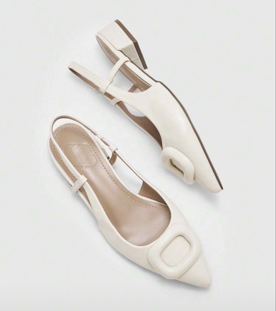 Cuccoo flats (Category: Flats & Sandals) located in Rizal. Submitted by kirschet_k (Listing ID 1469253559, Image 3). Description: Bought 800 on app Bought size 40 and 41 Extra pair Brandnew Comfy! .