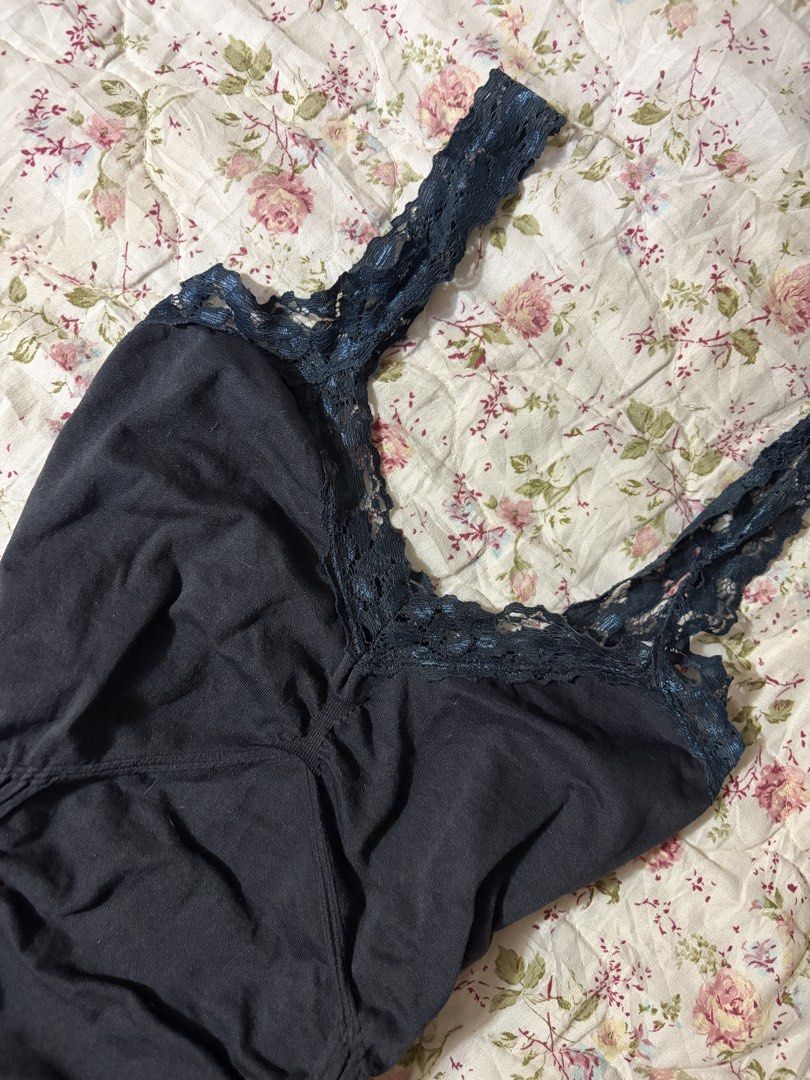 Dark Teal Shimmer Lace Trim Top (Category: Sleeveless) located in Muntinlupa City. Submitted by herellas0504 (Listing ID 1469303123, Image 2). Description: Dark Teal Shimmer Lace Trim Top Mine: 280 | Lock: 380 ———————————— size: xs-small no issue, good as new! willing to keep!.