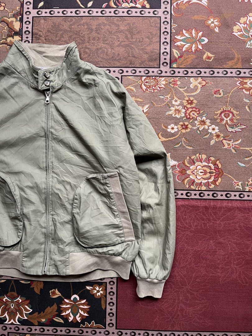 Datzko Harrington Bomber Jacket (Category: Coats, Jackets and Outerwear) located in Baguio. Submitted by whatthestore (Listing ID 1469215905, Image 2). Description: .