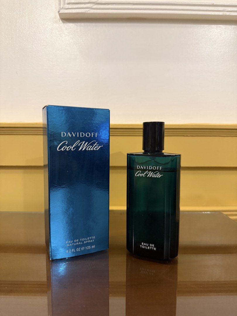 Davidoff Cool Water Eau de Toilette 125ml (Category: Fragrance & Deodorants) located in Manila. Submitted by _____car0usell (Listing ID 1469283300, Image 2). Description: - Davidoff Cool Water Eau de Toilette - comes with the original box and retail barcode sticker on the bottom - see red line (5th pic) to check the perfume level inside - US bought, authentic - original price 4k+ in malls.