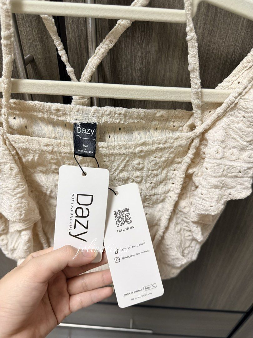 DAZY Cream Summer Ruffle Crop Tee (Category: Others Tops) located in Cavite. Submitted by jlthrifts_ (Listing ID 1469202155, Image 2). Description: Bought at SHEIN but haven’t used it RFS: need na magbawas ng mga damit na di nagagamit so I can make space for my new once 😂 Still nego 🙂.