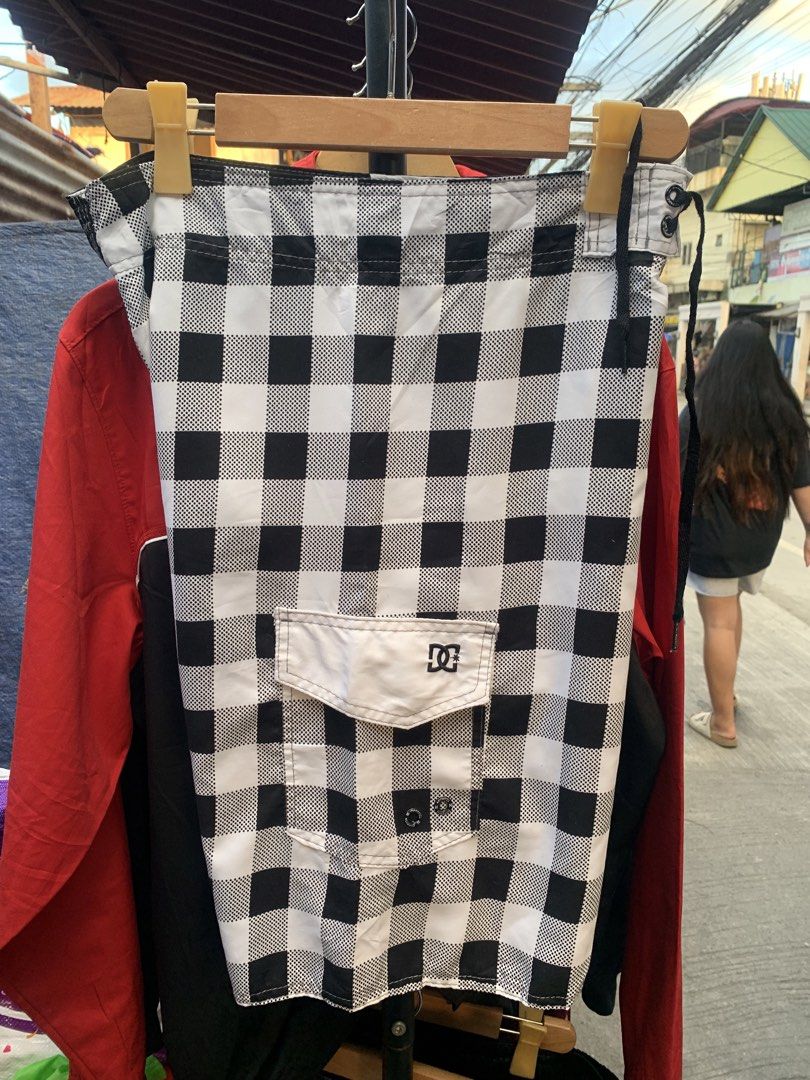 DC Board Short (Category: Swim Trunks & Board Shorts) located in Valenzuela. Submitted by thriftpings0 (Listing ID 1469288966, Image 2). Description: No issue Size 32 Excellent conditon.