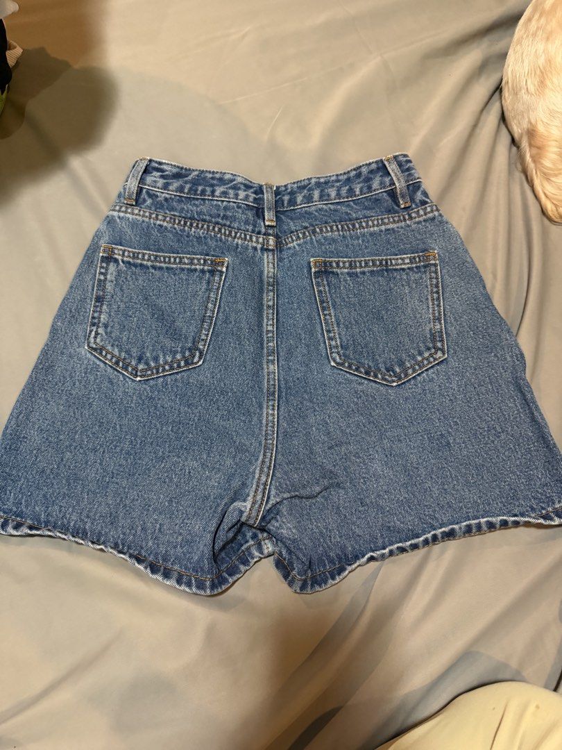 Denim Skort (Category: Skirts) located in Sorsogon. Submitted by jaasss_ (Listing ID 1469311794, Image 3). Description: - Brand: MINISTUDIO - Color: Medium wash blue - Size: XS- Small - hard denim super nice!! .