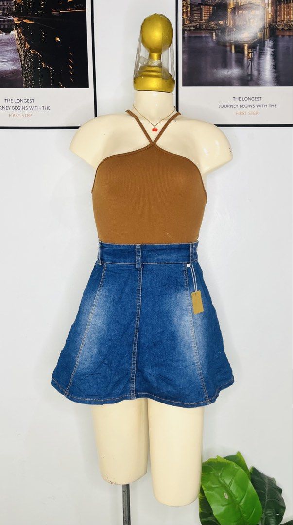 Denim Skort | Size 28-29 (Category: Skirts) located in Manila. Submitted by bengirlclothing (Listing ID 1469279609, Image 2). Description: - Size: 28-29 inches - Length: 15 inches - Style: A-line flare cut denim skort - Color/Wash: Medium wash blue - Perfect for effortless, casual OOTDs!.
