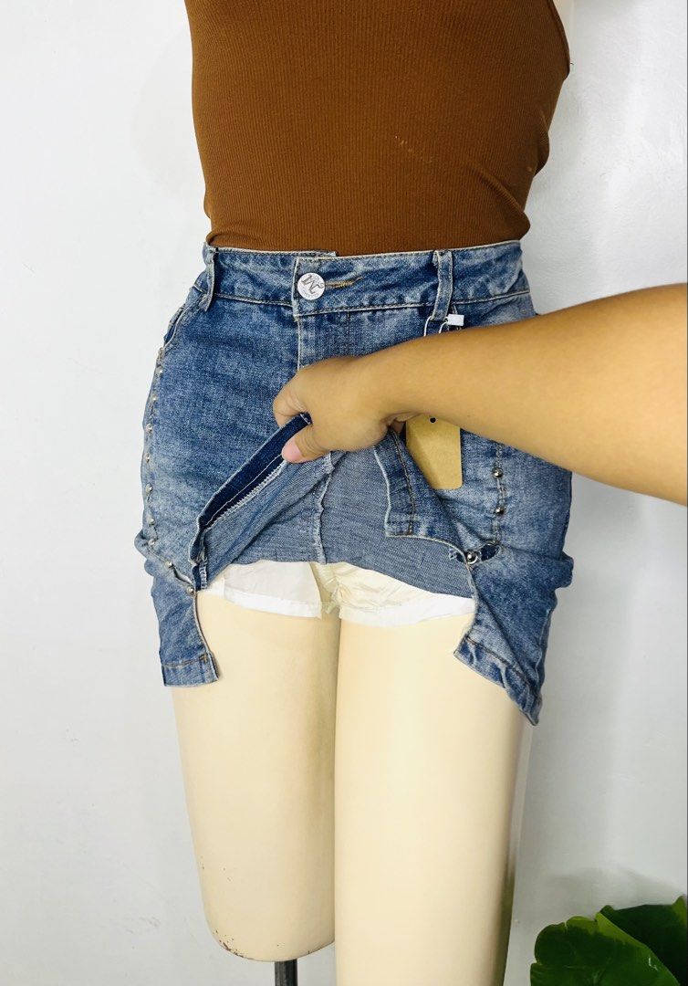 Denim Skort | Size 28-30 (Category: Skirts) located in Manila. Submitted by bengirlclothing (Listing ID 1469280071, Image 3). Description: - Size: 28-30 inches -Length: 15 inches -Color: classic blue wash - Mid-rise fit with front button and zipper closure.