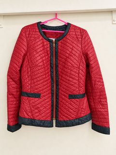(Category: ) located in . Submitted by fashionski_shoppers (Listing ID 1469261968, Image 1). Description: .