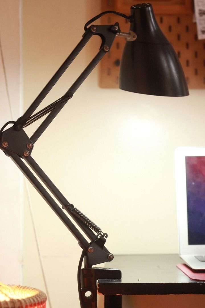 Desk lamp (Category: Lighting) located in Manila. Submitted by ceteris (Listing ID 1469177552, Image 3). Description: - Bulb not included - RFS: Switched to floor lamps.