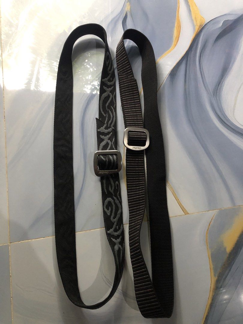 Deuter Outdoor Belt (Medium) (Category: Belts) located in Sumilao. Submitted by kentmarkda97226 (Listing ID 1469262820, Image 2). Description: .