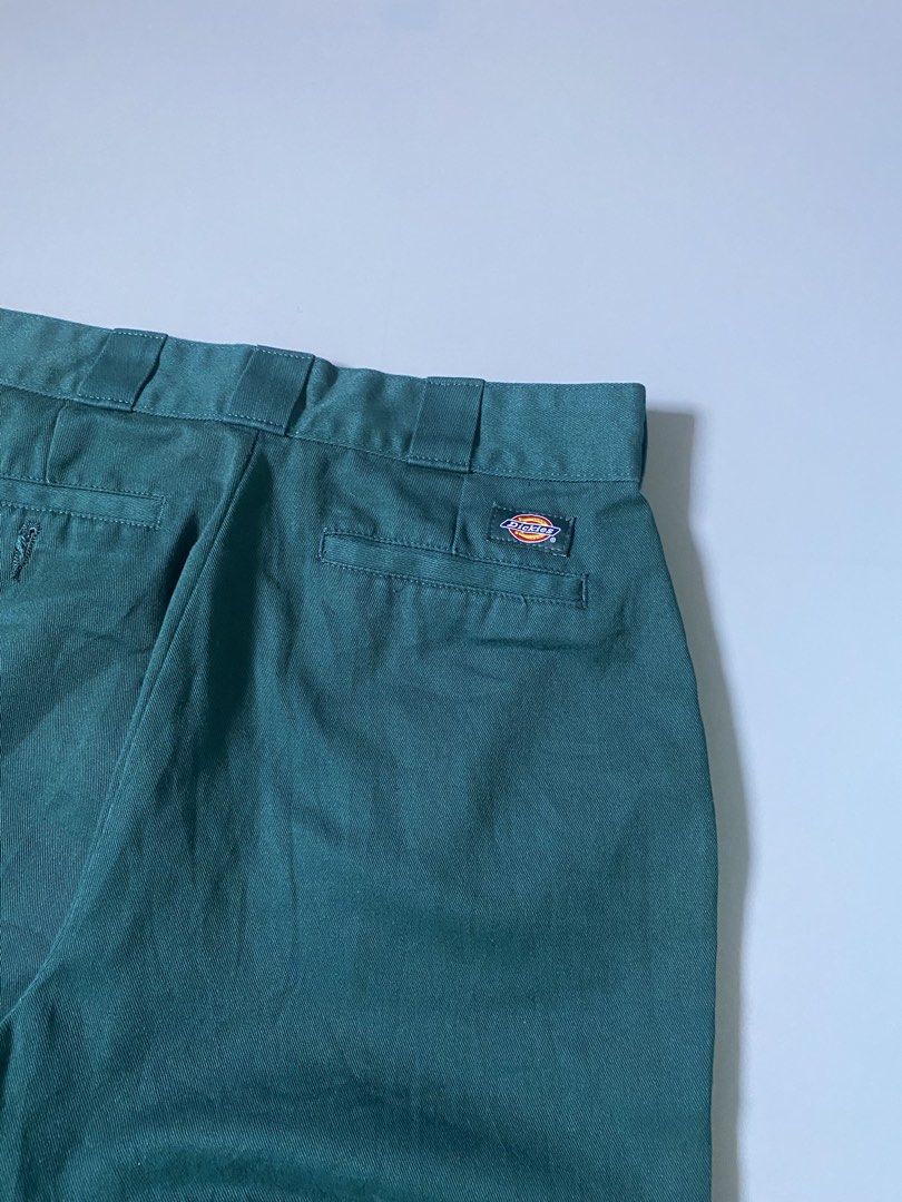 Dickies Hunter Green (Category: Chinos) located in Manila. Submitted by r4y.garm3nts (Listing ID 1469197169, Image 2). Description: Waist 30 Length 38 .