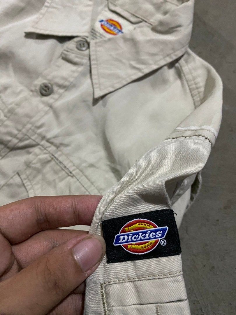 Dickies Long Sleeve Utility Work Shirt Beige (Category: Tshirts & Polo Shirts ) located in Real. Submitted by koymiksbuynsell (Listing ID 1469267753, Image 2). Description: 20 width 26 length .