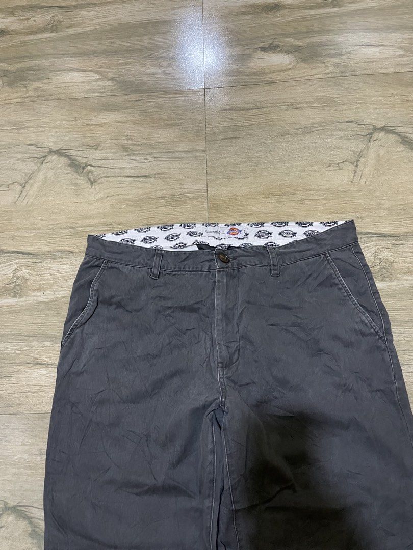 Dickies Men’s Pants (Category: Jeans) located in San Carlos City. Submitted by latumsthrift (Listing ID 1469163145, Image 3). Description: Dickies Men’s Pants Size 36 on tag Length 38 Hems 8.5 Excellent Condition Altered Hems Dm📩.