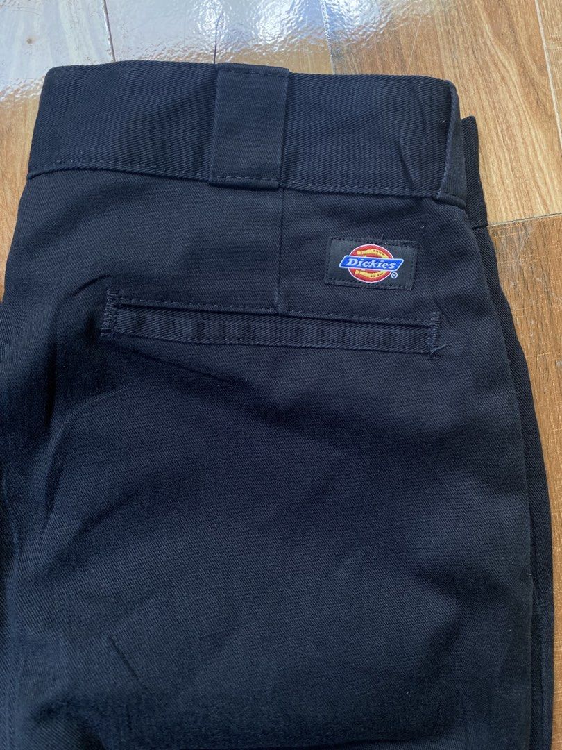 Dickies pants (Category: Chinos) located in Binalbagan. Submitted by johncarlocaalim (Listing ID 1469273283, Image 2). Description: Dimes 31x41x9 Excellent condition Color rate 9.5/10 No issue Location: Negros Occidental📍.