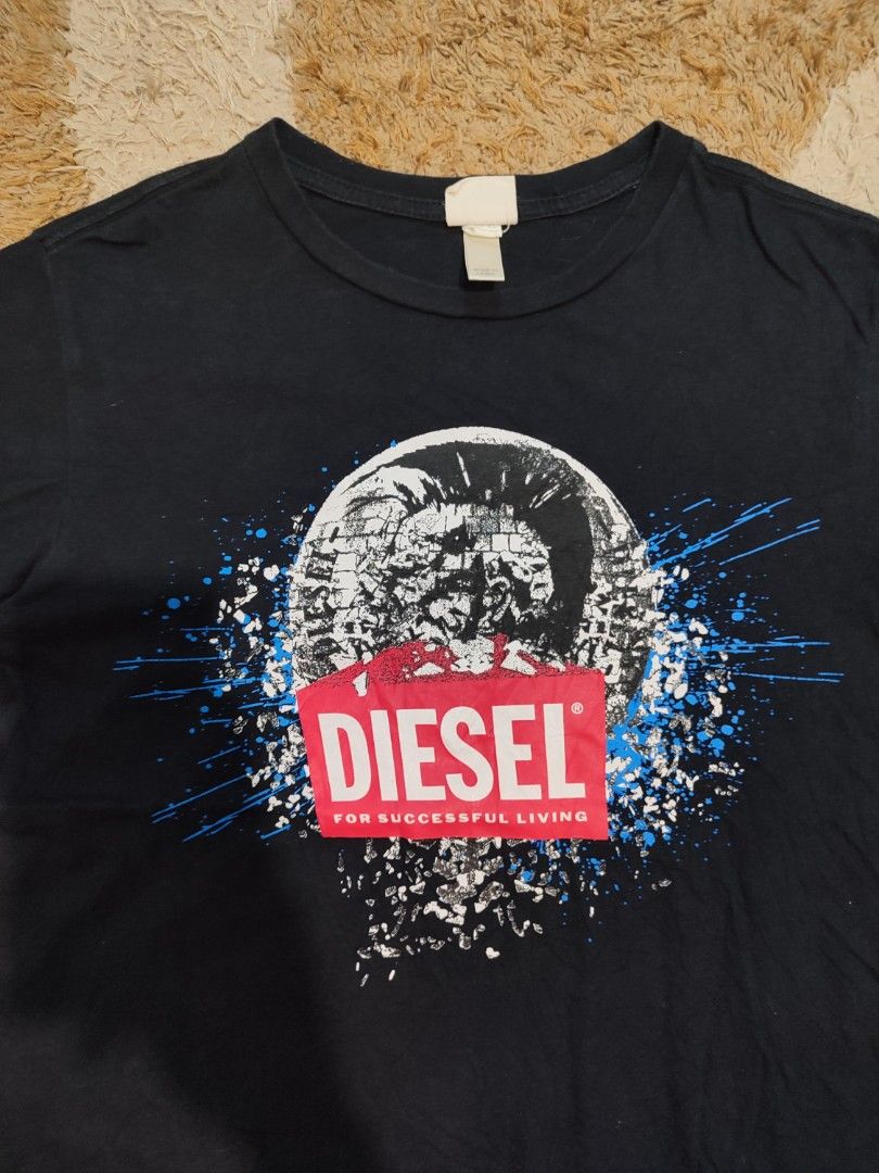 DIESEL BIG HEAD (Category: Tshirts & Polo Shirts ) located in Pagadian. Submitted by miraculouspat (Listing ID 1469283677, Image 2). Description: L 24 W 17.5 10/10 COLOR ASNEW CONDITION AUTHENTIC NO ISSUE COLOR MAY VARY DUE TO LIGHT.
