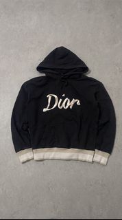 (Category: ) located in . Submitted by thrift.tizz (Listing ID 1469195082, Image 1). Description: .